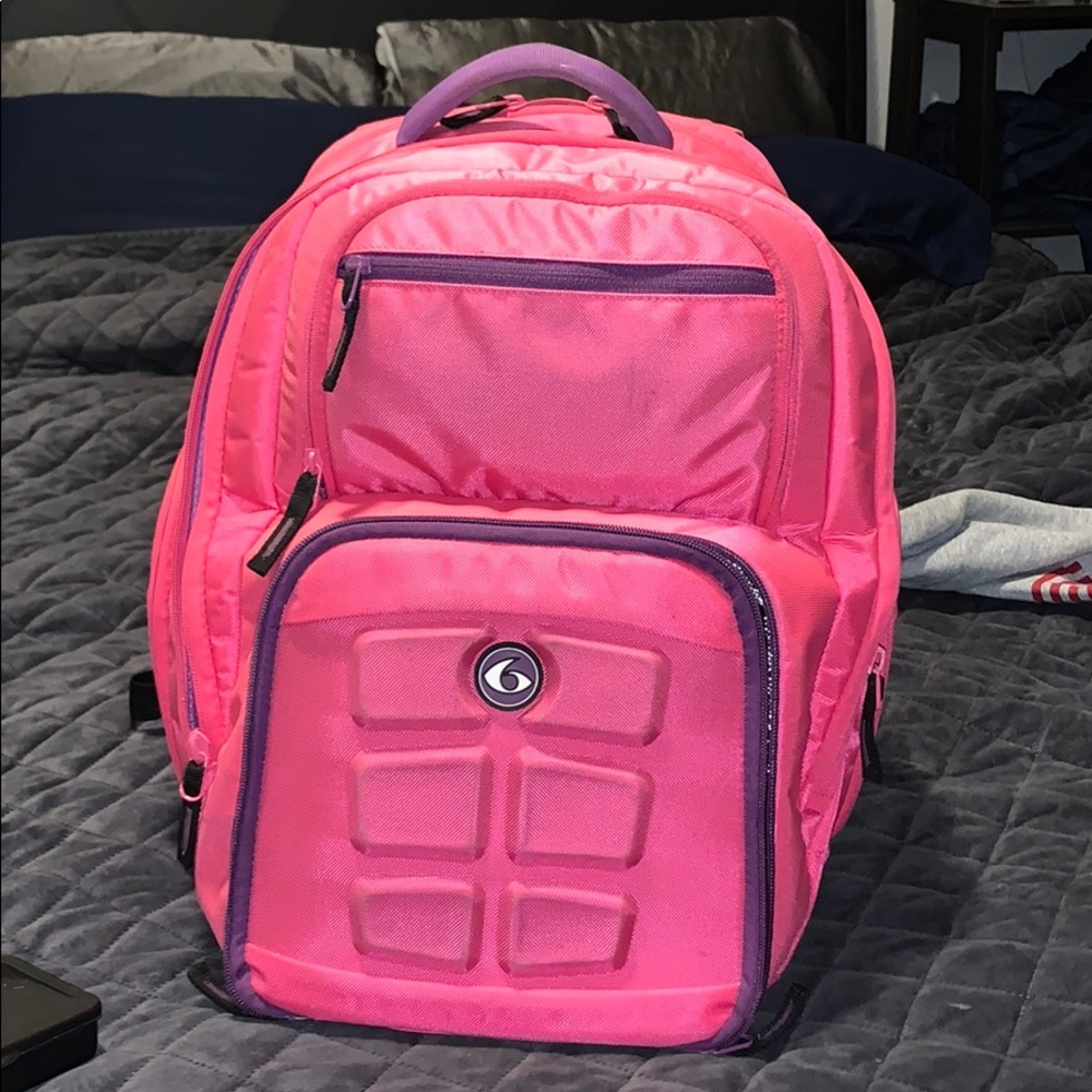6 Pack Bag